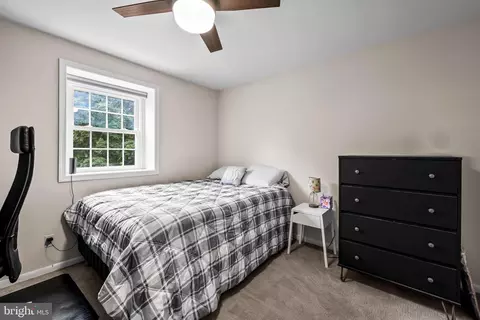 Bedroom - 17 Sunnyview Dr, Phoenix, MD 21131 photo 3 of 6