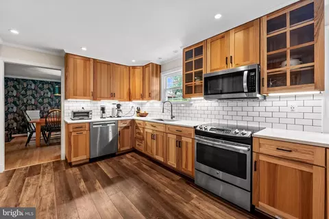 Kitchen - 17 Sunnyview Dr, Phoenix, MD 21131 photo 1 of 6