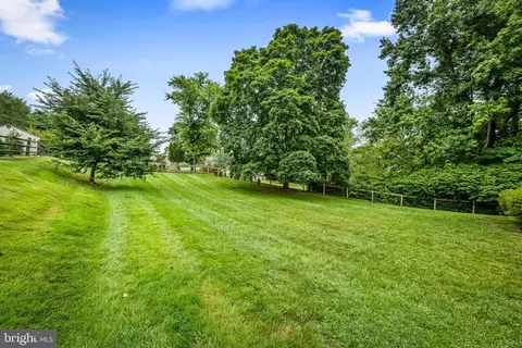 Exterior - 17 Sunnyview Dr, Phoenix, MD 21131 photo 10 of 11