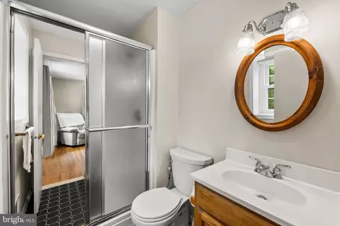 Bath - 17 Sunnyview Dr, Phoenix, MD 21131 photo 3 of 3