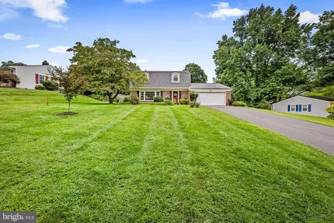 Exterior - 17 Sunnyview Dr, Phoenix, MD 21131 photo 2 of 11
