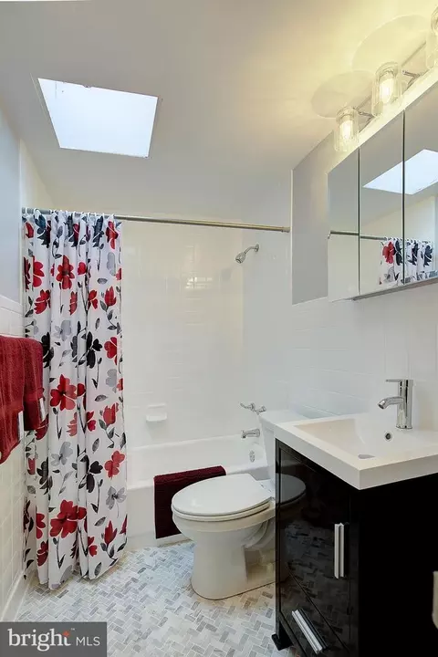 4330 Annapolis Rd, Halethorpe, MD 21227 photo 26