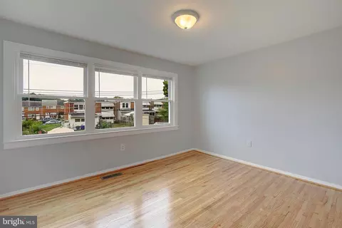 4330 Annapolis Rd, Halethorpe, MD 21227 photo 28