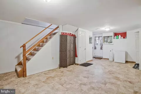 Entry Way - 9725 Matzon Rd, Middle River, MD 21220 photo 7 of 9
