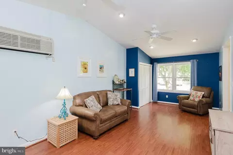 Living - 4 Knaves Ct, Nottingham, MD 21236 photo 2 of 2