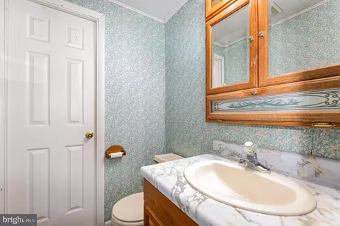 7316 Geise Ave, Sparrows Point, MD 21219 photo 11