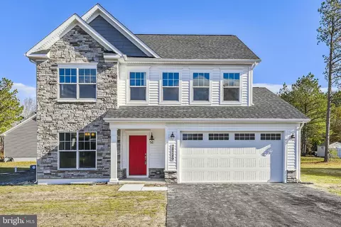 9302 Flagstone Dr, Parkville, MD 21234