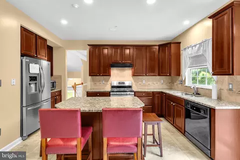 906 Gladway Rd, Middle River, MD 21220 photo 8