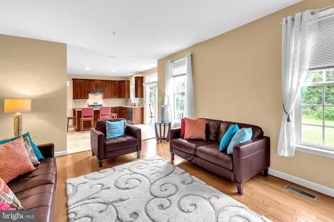906 Gladway Rd, Middle River, MD 21220 photo 11