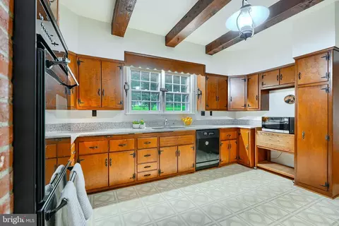 Kitchen - 3 Ansari Ct And Lot 8 Ansari Ct, Baldwin, MD 21013 photo 4 of 8