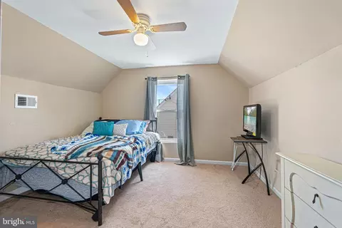 Bedroom - 1755 Drexel Rd, Dundalk, MD 21222 photo 5 of 5