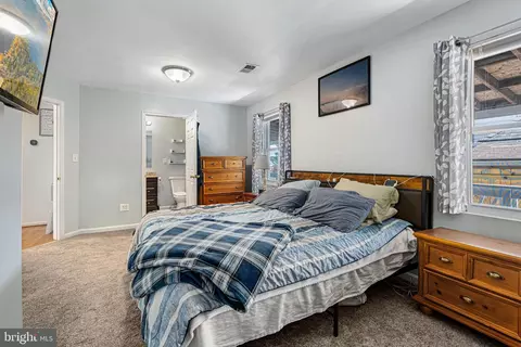 Bedroom - 1755 Drexel Rd, Dundalk, MD 21222 photo 2 of 5