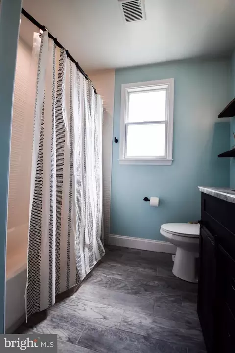 Bath - 4233 Soth Ave, Nottingham, MD 21236 photo 4 of 8