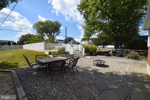 Exterior - 4233 Soth Ave, Nottingham, MD 21236 photo 6 of 12