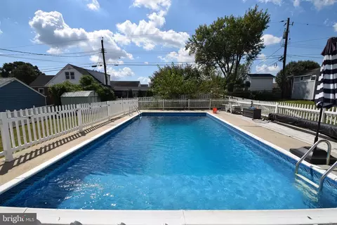 Exterior - 4233 Soth Ave, Nottingham, MD 21236 photo 3 of 12