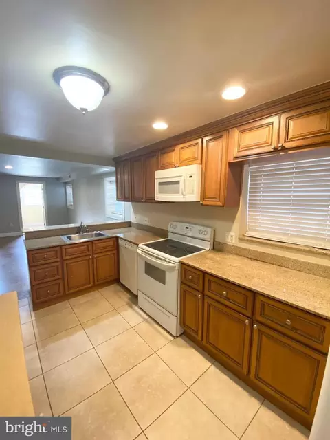 308 Mace Ave, Baltimore, MD 21221 photo 5