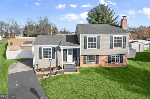 6 New Kent Ct, Catonsville, MD 21228