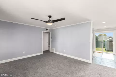 Living - 53 Longeron Dr, Middle River, MD 21220 photo 3 of 4