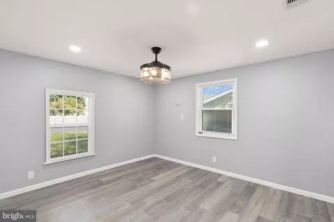 Living - 53 Longeron Dr, Middle River, MD 21220 photo 4 of 4