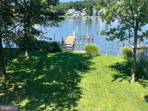 3816 Chestnut Rd, Middle River, MD 21220