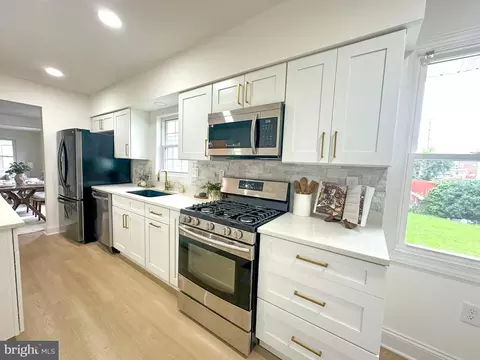 Kitchen - 209 Main St, Dundalk, MD 21222 photo 5 of 5