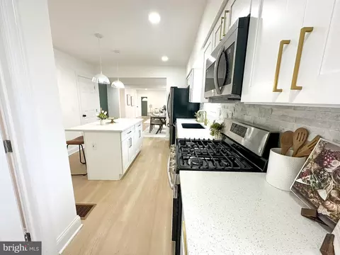 Kitchen - 209 Main St, Dundalk, MD 21222 photo 3 of 5