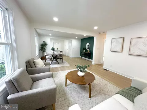 Living - 209 Main St, Dundalk, MD 21222 photo 1 of 1