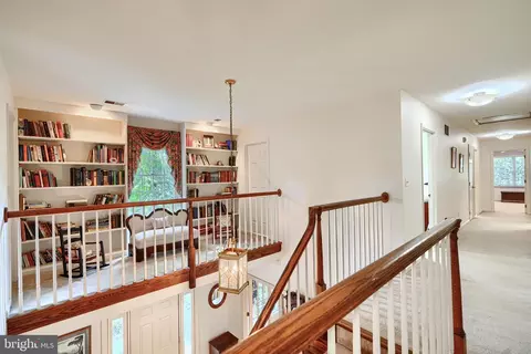 Entry Way - 9 Kincaid Ct, Baldwin, MD 21013 photo 3 of 4