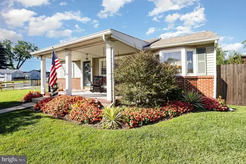 10 Propeller Dr, Middle River, MD 21220
