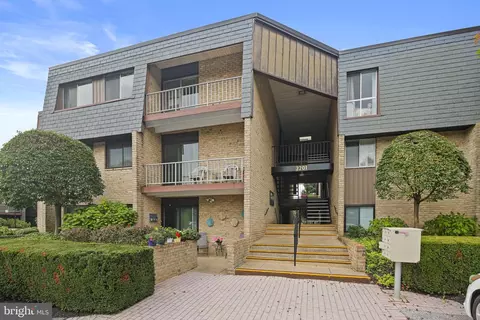 3201 Old Post Dr #2, Pikesville, MD 21208