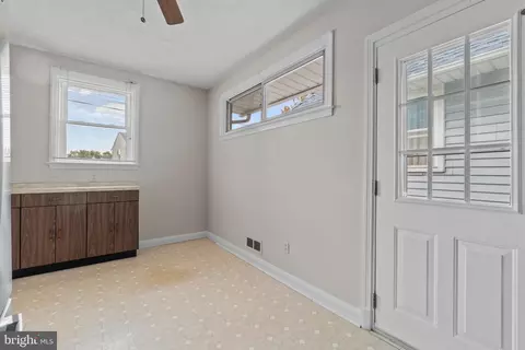 1256 Locust Ave, Halethorpe, MD 21227 photo 11