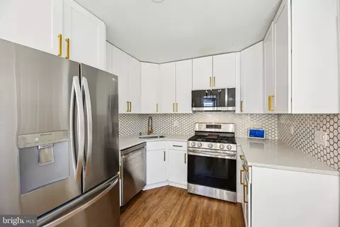 Kitchen - 5201 Old Frederick Rd, Baltimore, MD 21229 photo 1 of 3
