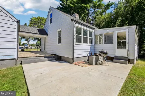Exterior - 5201 Old Frederick Rd, Baltimore, MD 21229 photo 9 of 9