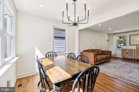 Dining - 5201 Old Frederick Rd, Baltimore, MD 21229 photo 1 of 2