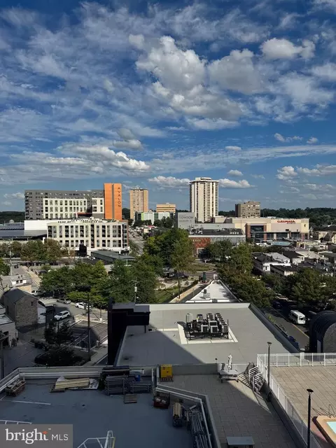 28 Allegheny Ave #1210, Towson, MD 21204
