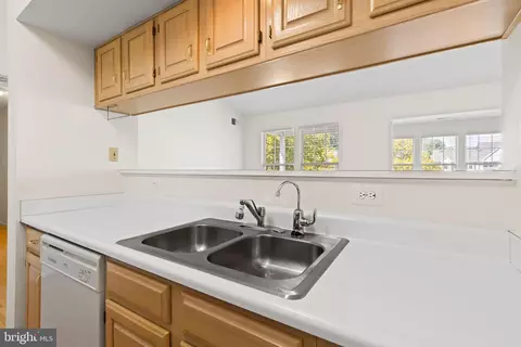 Kitchen - 27 Laurel Path Ct #6-27, Nottingham, MD 21236 photo 1 of 1
