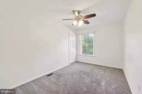 Bedroom - 2105 Silver Lane Rd, Essex, MD 21221 photo 1 of 4