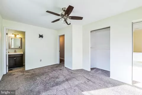 Bedroom - 2105 Silver Lane Rd, Essex, MD 21221 photo 4 of 4
