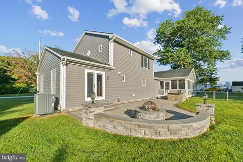 Other - 2105 Silver Lane Rd, Essex, MD 21221 photo 2 of 17