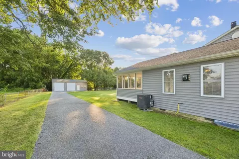 Other - 2105 Silver Lane Rd, Essex, MD 21221 photo 4 of 17