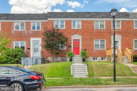 1216 Deanwood Rd, Parkville, MD 21234