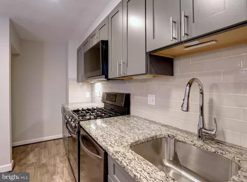 Kitchen - 1129 Circle Dr, Halethorpe, MD 21227 photo 3 of 3