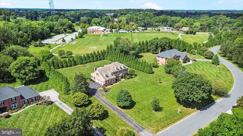 View/Area - 14006 Fox Run Ct, Phoenix, MD 21131 photo 5 of 10