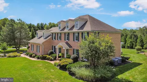 Exterior - 14006 Fox Run Ct, Phoenix, MD 21131 photo 14 of 18