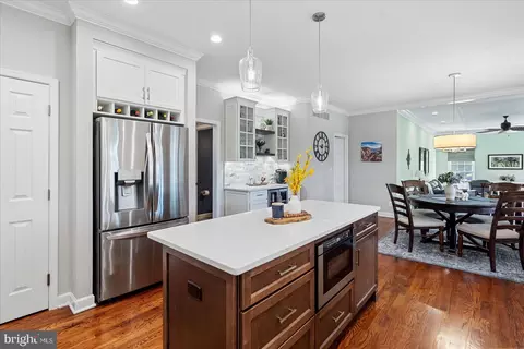 Kitchen - 14006 Fox Run Ct, Phoenix, MD 21131 photo 7 of 9