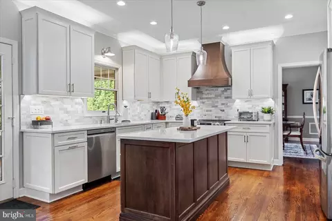 Kitchen - 14006 Fox Run Ct, Phoenix, MD 21131 photo 3 of 9