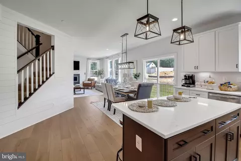 Entry Way - 5703 Allender Rd, White Marsh, MD 21162 photo 8 of 13