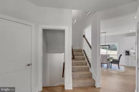 Entry Way - 5703 Allender Rd, White Marsh, MD 21162 photo 6 of 13