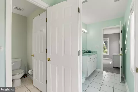 Entry Way - 6800 Gunder Ave, Middle River, MD 21220 photo 3 of 3