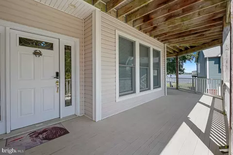 Exterior - 6800 Gunder Ave, Middle River, MD 21220 photo 4 of 15